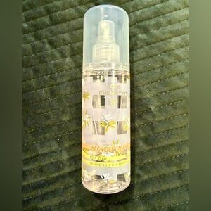 Good Chemistry Magnolia Violet Body Spray